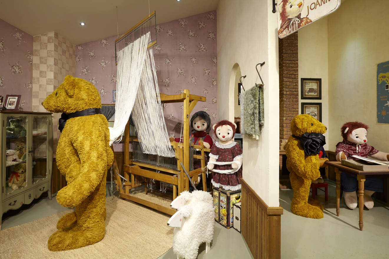 Joanne Bear Museum Photos, Photos of Seogwipo Attractions